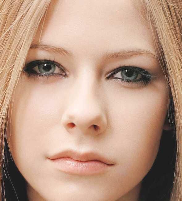 Avril Lavigne 13. Avril lavigne middot; thoythins13net