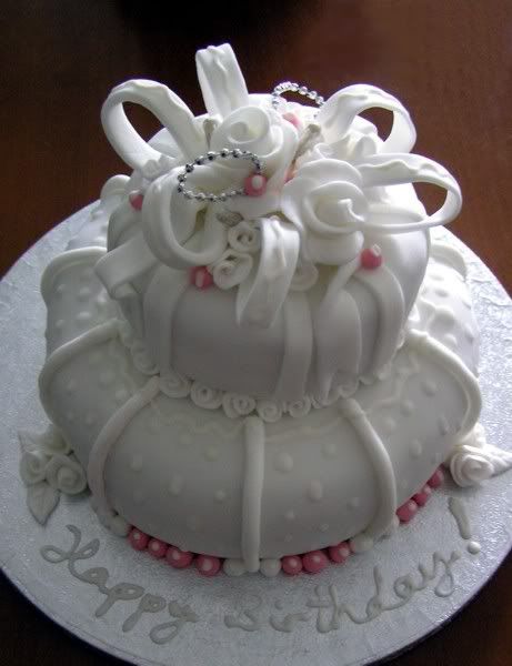 whitecakeside600.jpg
