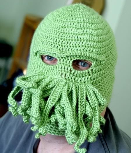 http://i301.photobucket.com/albums/nn54/lecherodemente/cthulhu-mask.jpg