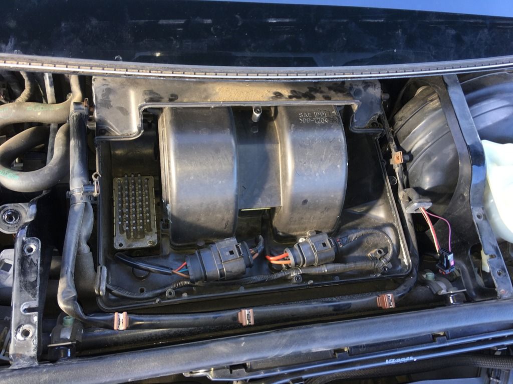 HVAC blower motor wont shut off (Repair story) VW Vortex Volkswagen