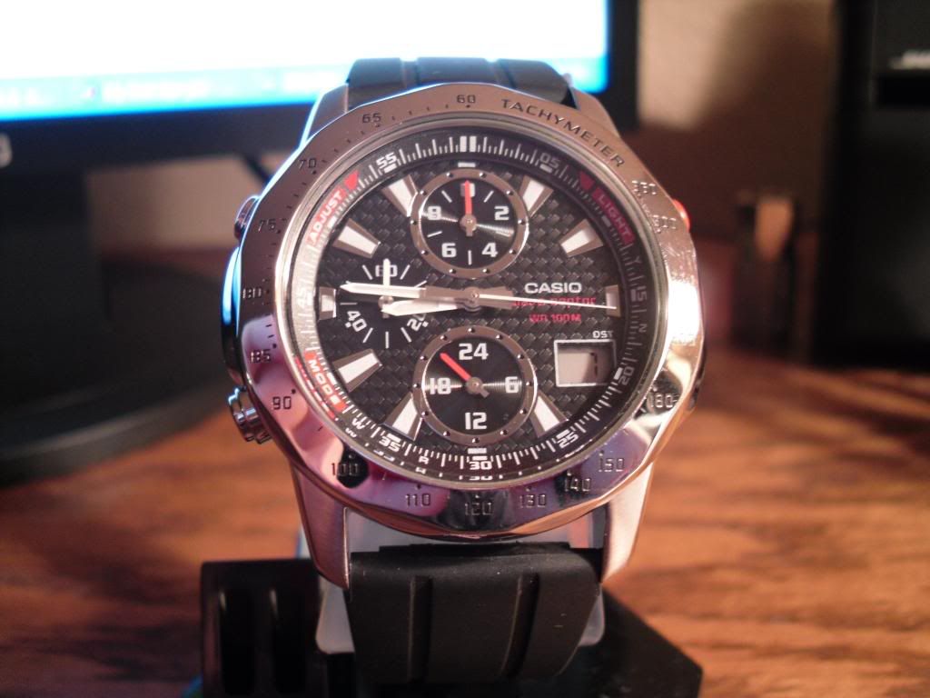 Casio Atomic Analog Carbon Fiber face WVQ-550