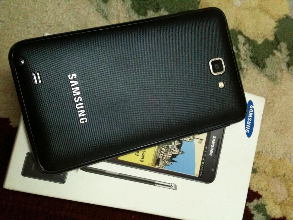 Bán Samsung Galaxy Note N7000 Fullbox chính hãng FPT. Bảo hành chính hãng đến 11 7 2013. Giá 8tr