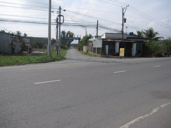 Bán 2000m2 đất Tân Bửu, Long An (ngay Bình Chánh)