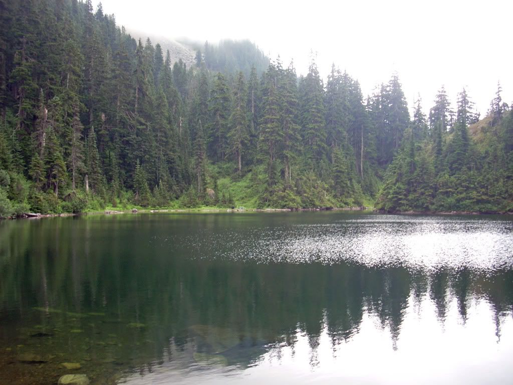lake laura,alpine lake wilderness