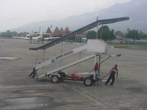 Индонезия: Papua-TanaToraja-Gili-Bali-Borobudur-2008