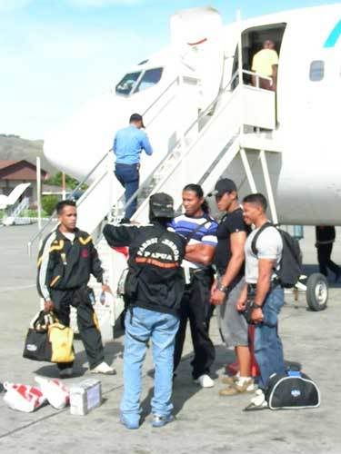 Индонезия: Papua-TanaToraja-Gili-Bali-Borobudur-2008