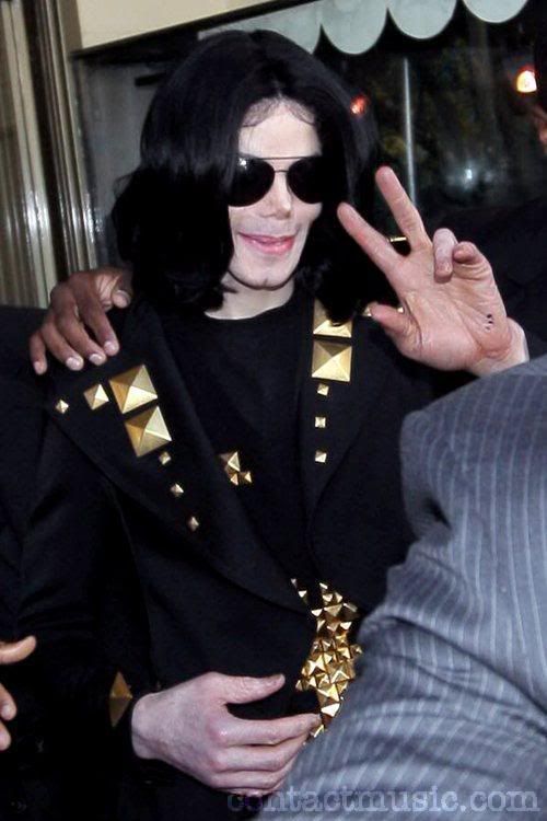 michael_jackson_5296406.jpg