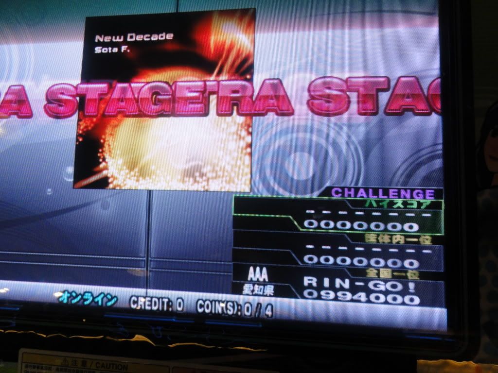 http://i301.photobucket.com/albums/nn80/DDRD573/DDR%20X2%20New/DDR%20X2%20sub1/DSC01652.jpg