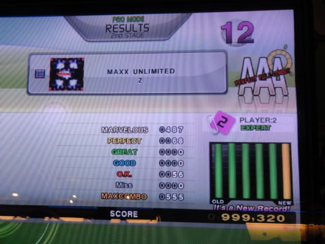 http://i301.photobucket.com/albums/nn80/DDRD573/DDR%20X2%20New/DDR%20X2%20sub1/DSC01763.jpg