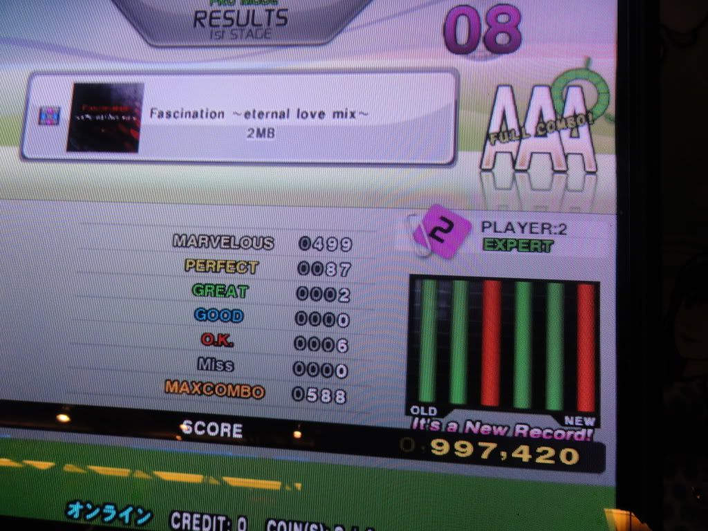 http://i301.photobucket.com/albums/nn80/DDRD573/DDR%20X2%20New/DSC01554.jpg