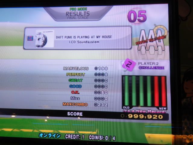 http://i301.photobucket.com/albums/nn80/DDRD573/DDR%20X2%20New/DSC02204.jpg