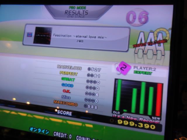 http://i301.photobucket.com/albums/nn80/DDRD573/DDR%20X2%20New/DSC02281.jpg