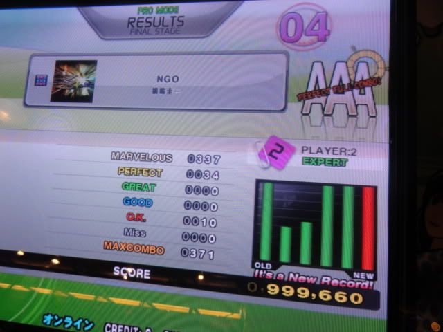 http://i301.photobucket.com/albums/nn80/DDRD573/DDR%20X2%20New/DSC03024.jpg