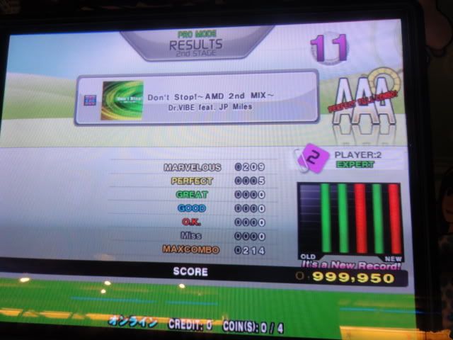 http://i301.photobucket.com/albums/nn80/DDRD573/DDR%20X2%20New/DSC03492.jpg