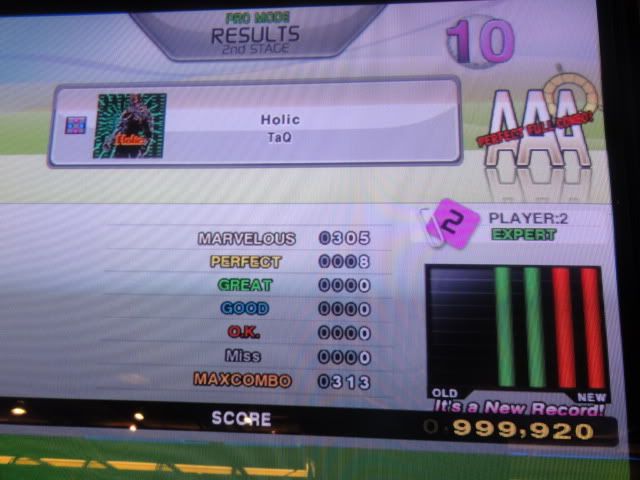 http://i301.photobucket.com/albums/nn80/DDRD573/DDR%20X2%20New/DSC03500.jpg