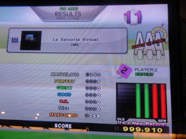 http://i301.photobucket.com/albums/nn80/DDRD573/DDR%20X2%20New/DSC03501.jpg