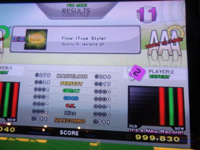 http://i301.photobucket.com/albums/nn80/DDRD573/DDR%20X2%20New/DSC03507.jpg