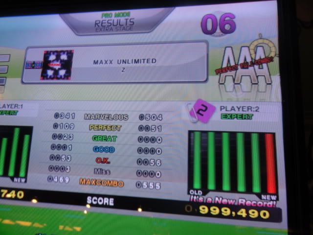 http://i301.photobucket.com/albums/nn80/DDRD573/DDR%20X2%20New/DSC03511.jpg