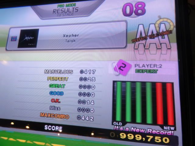http://i301.photobucket.com/albums/nn80/DDRD573/DDR%20X2%20New/DSC03522.jpg