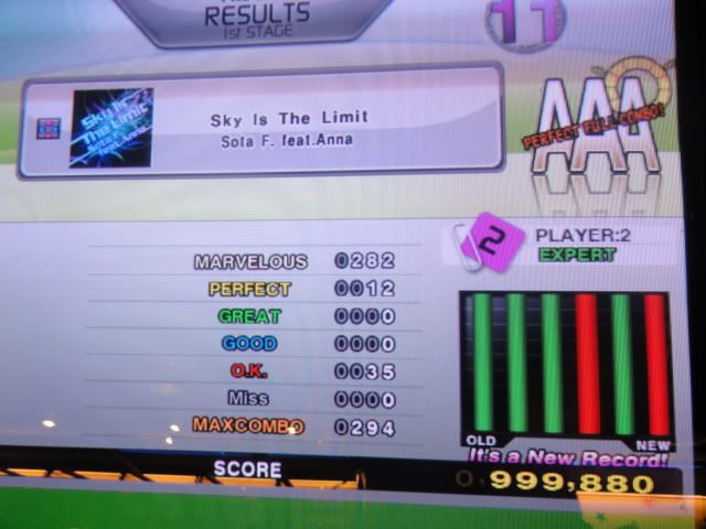 http://i301.photobucket.com/albums/nn80/DDRD573/DDR%20X2%20New/DSC03690.jpg