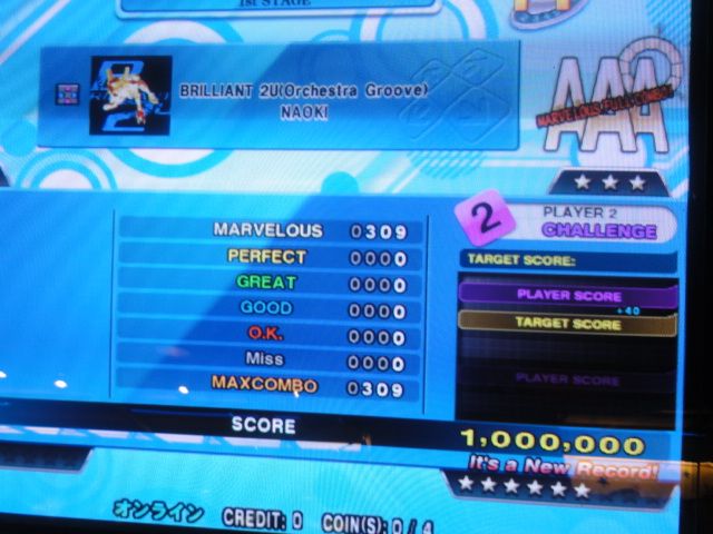http://i301.photobucket.com/albums/nn80/DDRD573/DDR%20X3/DSC00722.jpg
