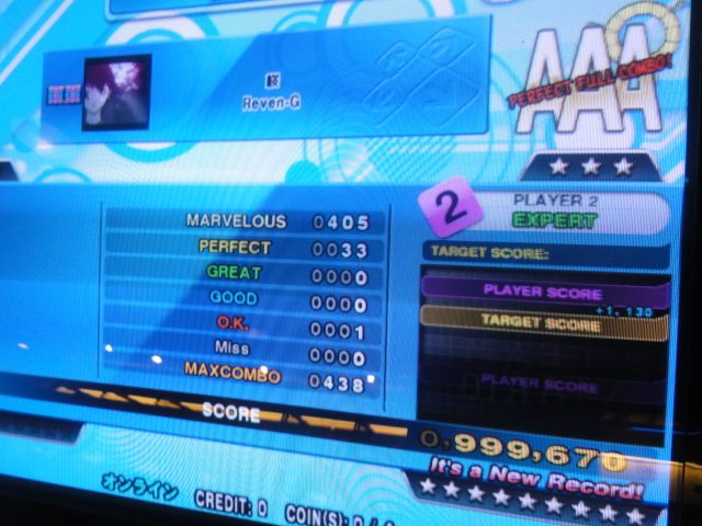 http://i301.photobucket.com/albums/nn80/DDRD573/DDR%20X3/DSC00840.jpg