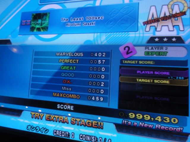 http://i301.photobucket.com/albums/nn80/DDRD573/DDR%20X3/DSC00845.jpg