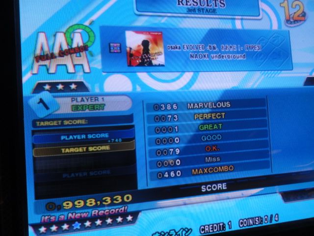 http://i301.photobucket.com/albums/nn80/DDRD573/DDR%20X3/DSC01074.jpg