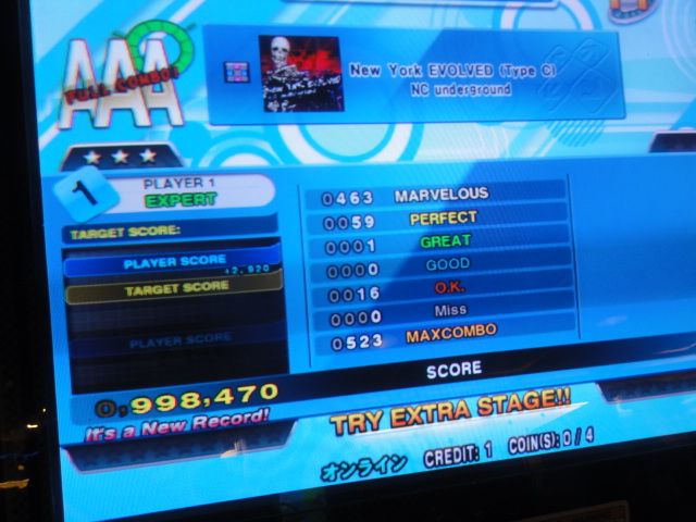 http://i301.photobucket.com/albums/nn80/DDRD573/DDR%20X3/DSC01075.jpg