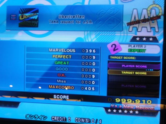 http://i301.photobucket.com/albums/nn80/DDRD573/DDR%20X3/DSC01087.jpg