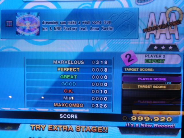 http://i301.photobucket.com/albums/nn80/DDRD573/DDR%20X3/DSC01131.jpg