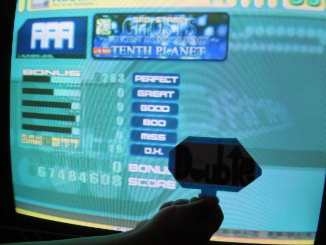 http://i301.photobucket.com/albums/nn80/DDRD573/New%20DDR%20folder/DSC00737.jpg