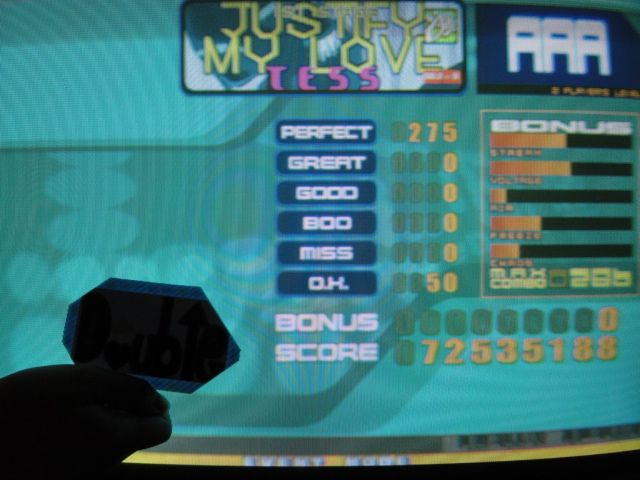http://i301.photobucket.com/albums/nn80/DDRD573/New%20DDR%20folder/DSC00751.jpg
